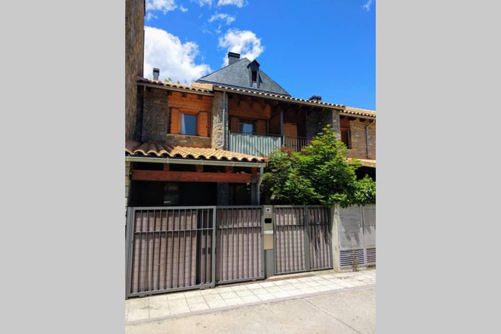 Casa Arce Vila Biescas  Exterior foto